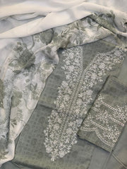 Annual Sale |Zarnab Lawn Embroidered Collection Vol1'25