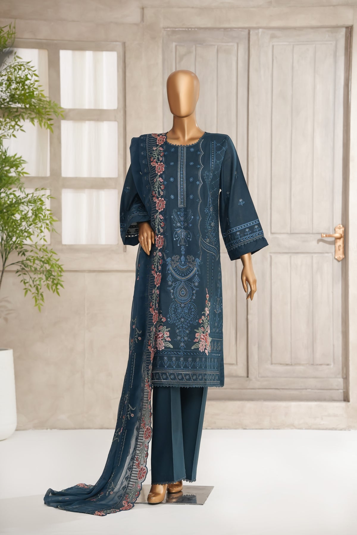 Maya Embroidered lawn Collection Vol 1,25