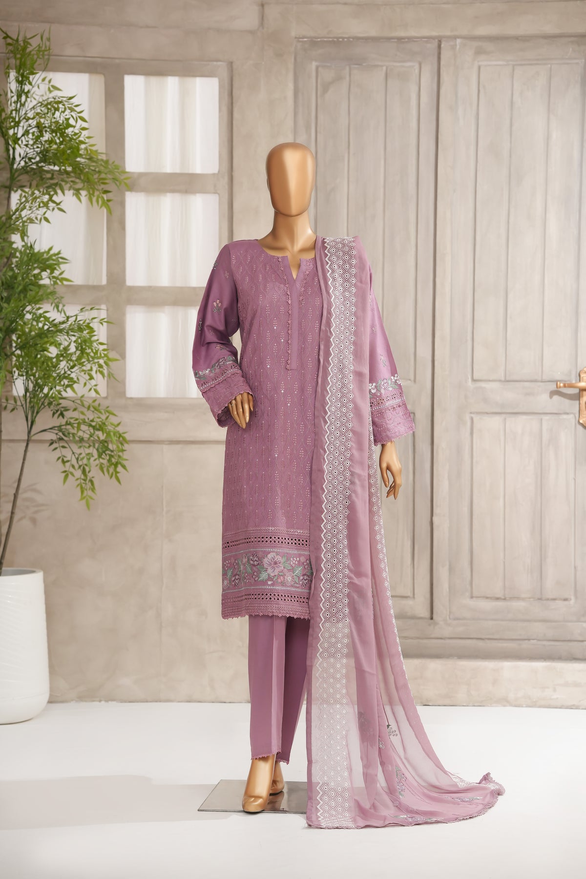 Maya Embroidered lawn Collection Vol 1,25