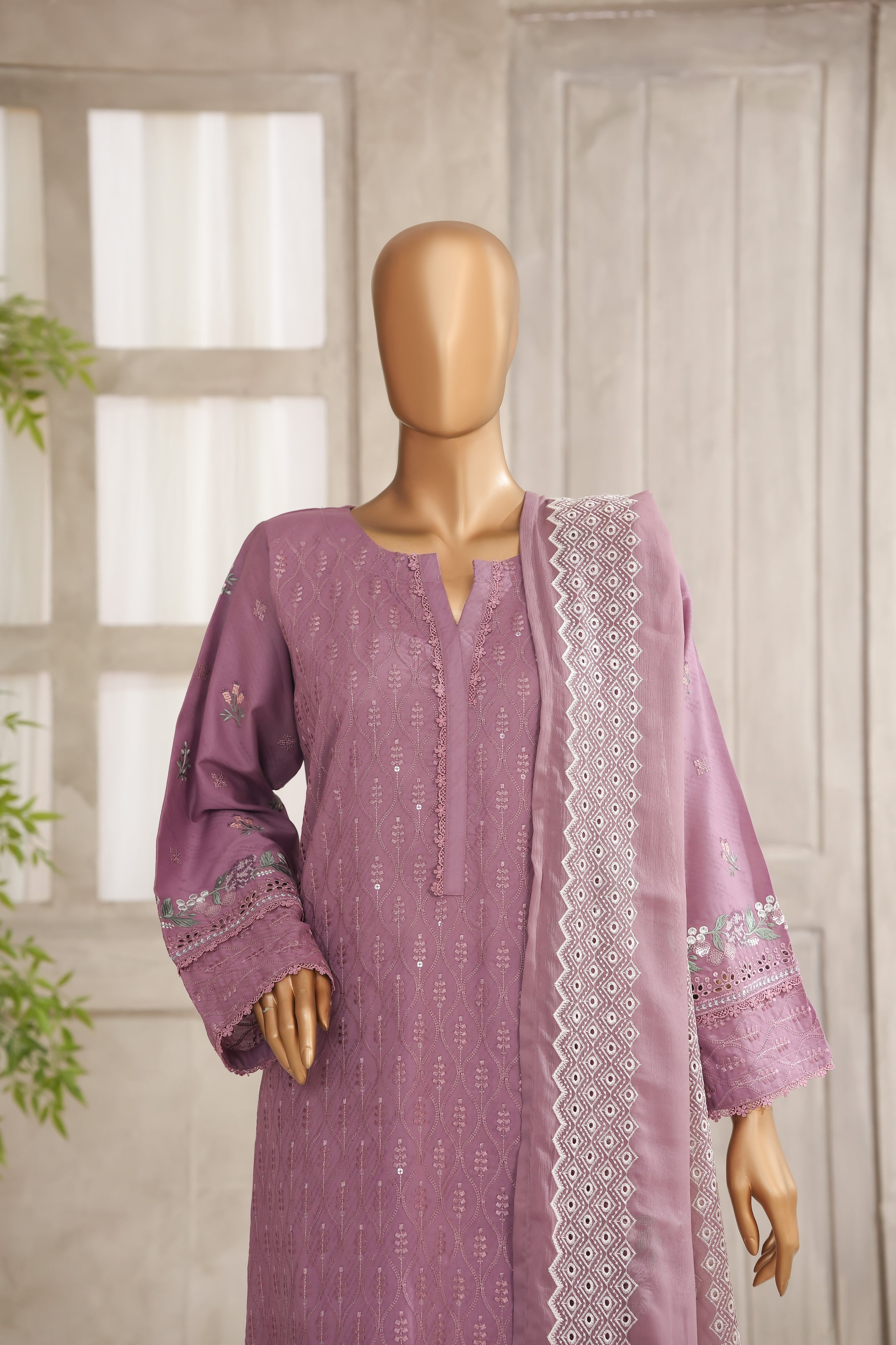 Maya Embroidered lawn Collection Vol 1,25
