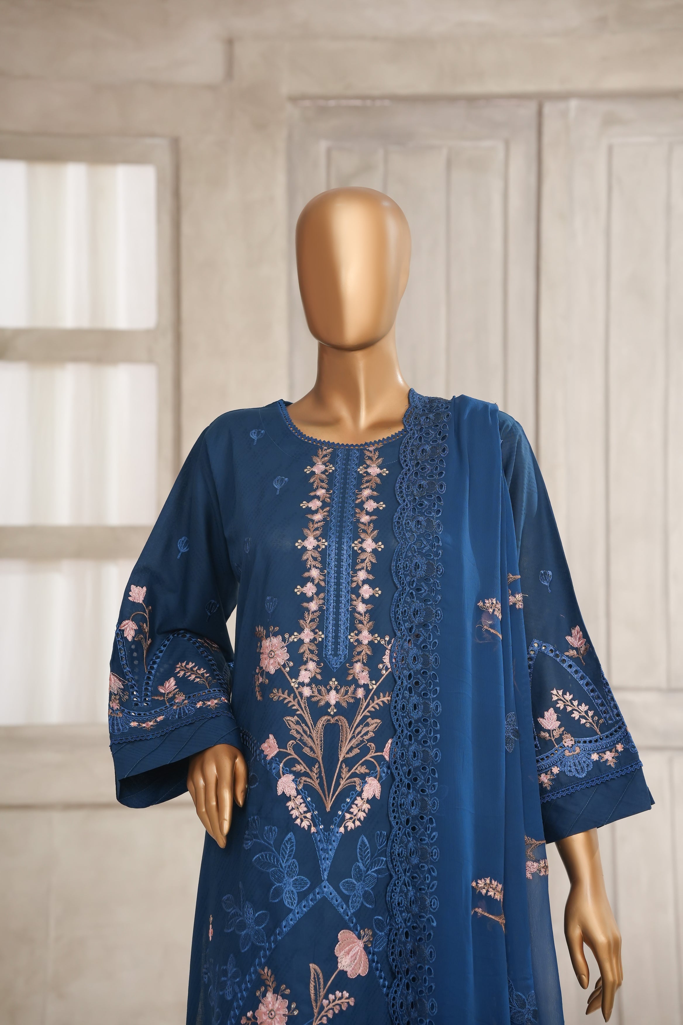 Maya Embroidered lawn Collection Vol 1,25