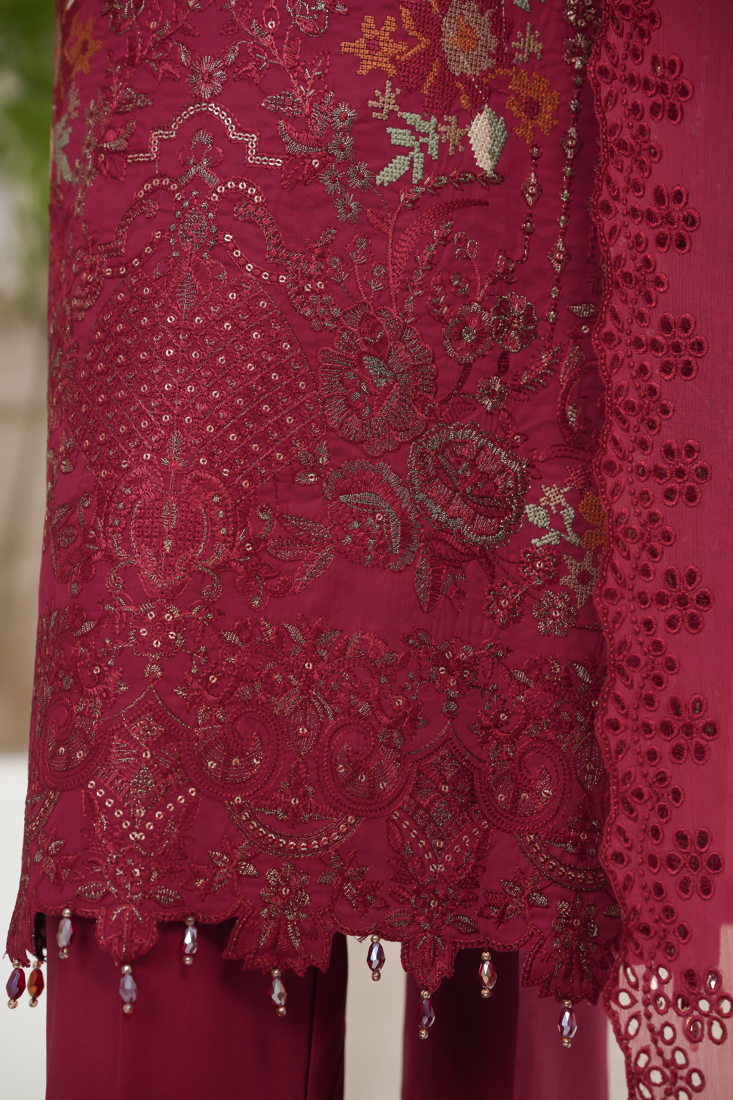 Maya Embroidered lawn Collection Vol 1,25