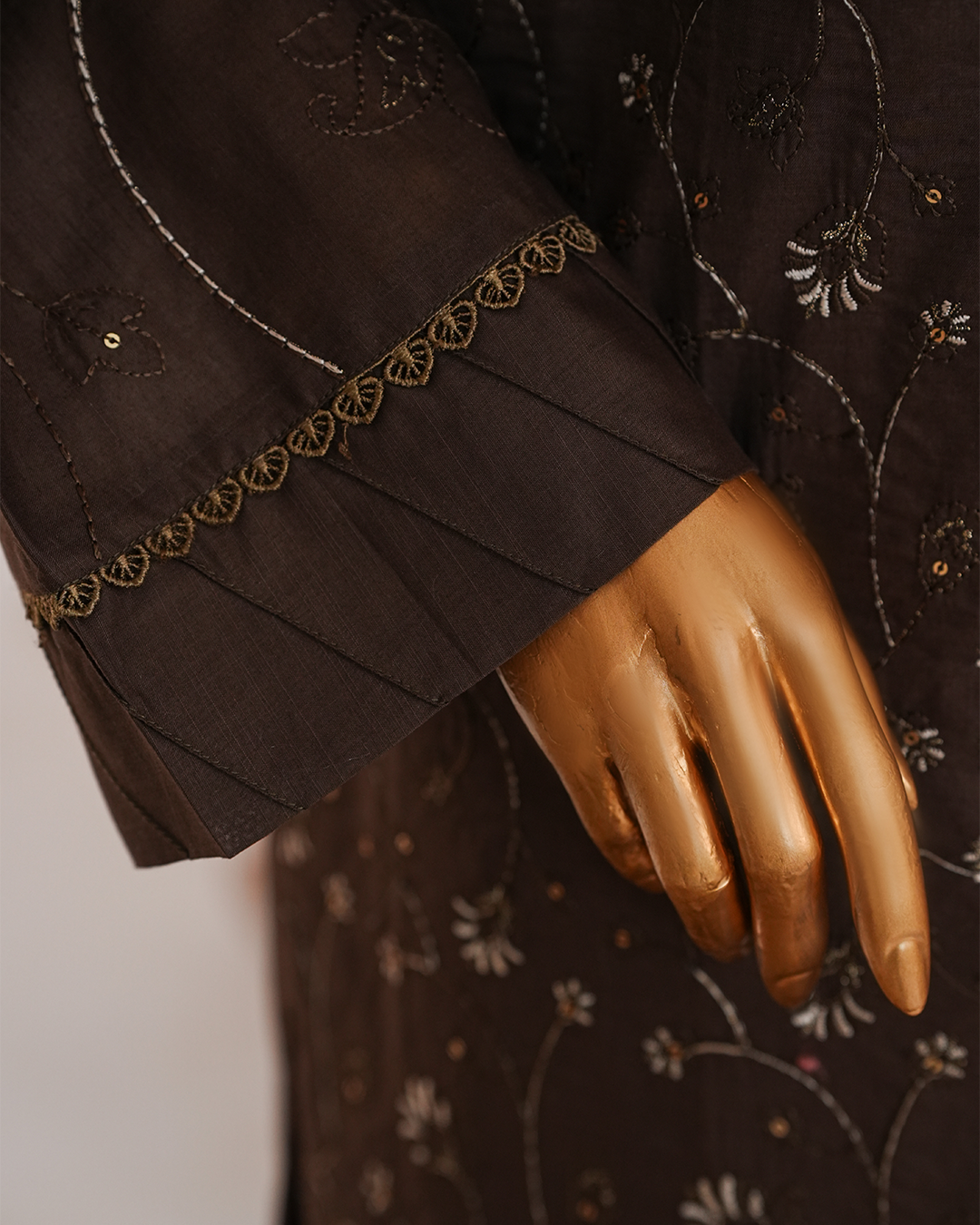 AURA VOL 1'26 LAWN EMBROIDERED COLLECTION