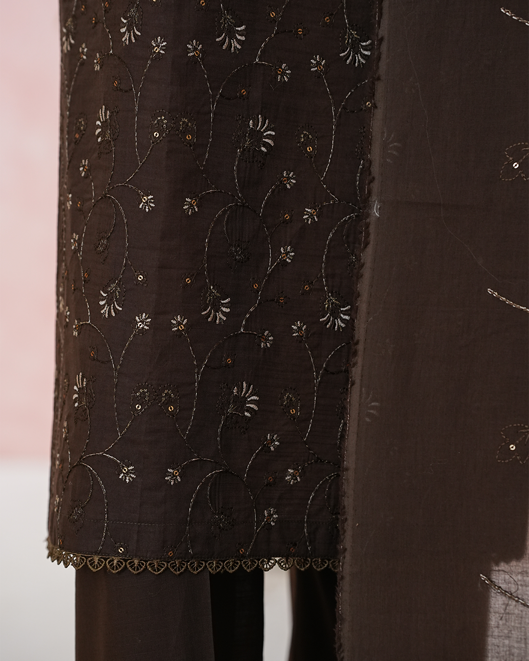 AURA VOL 1'26 LAWN EMBROIDERED COLLECTION