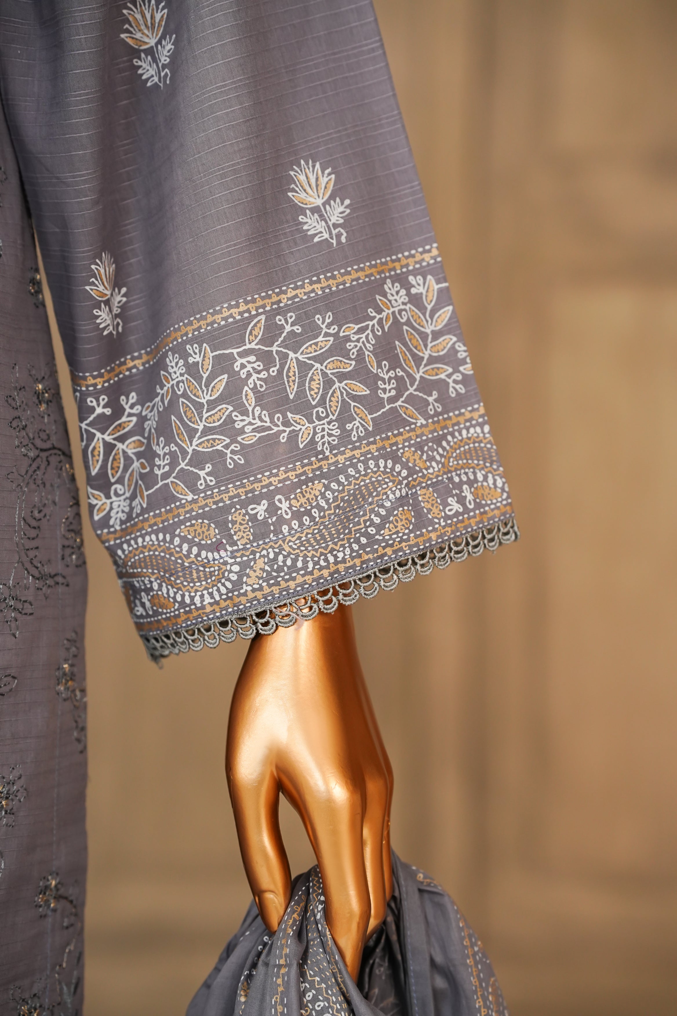 SHAH MEENA Table printed Embroidered Collection Vol 1,25 S-01