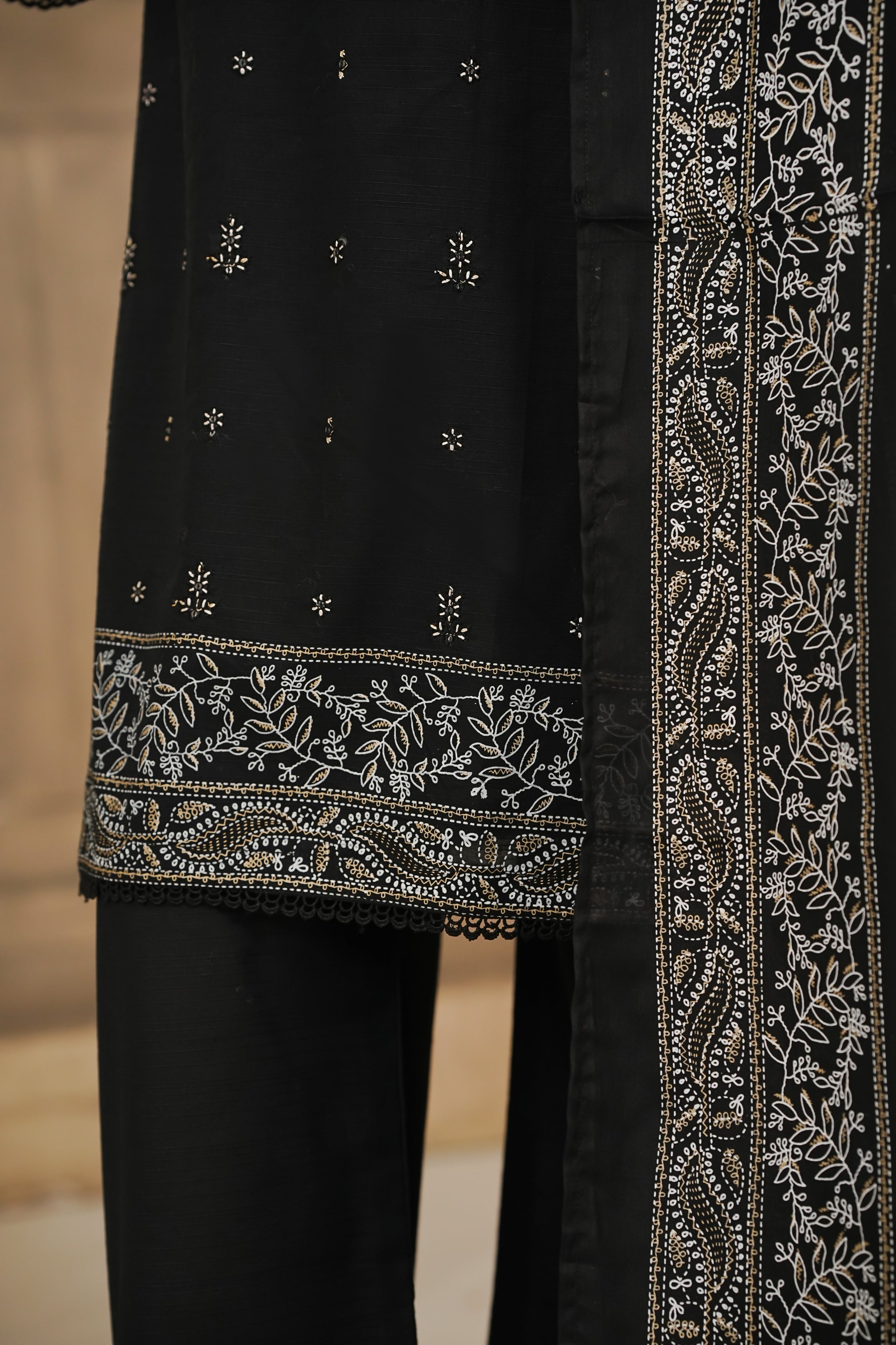 SHAH MEENA Table printed Embroidered Collection Vol 1,25 S-06