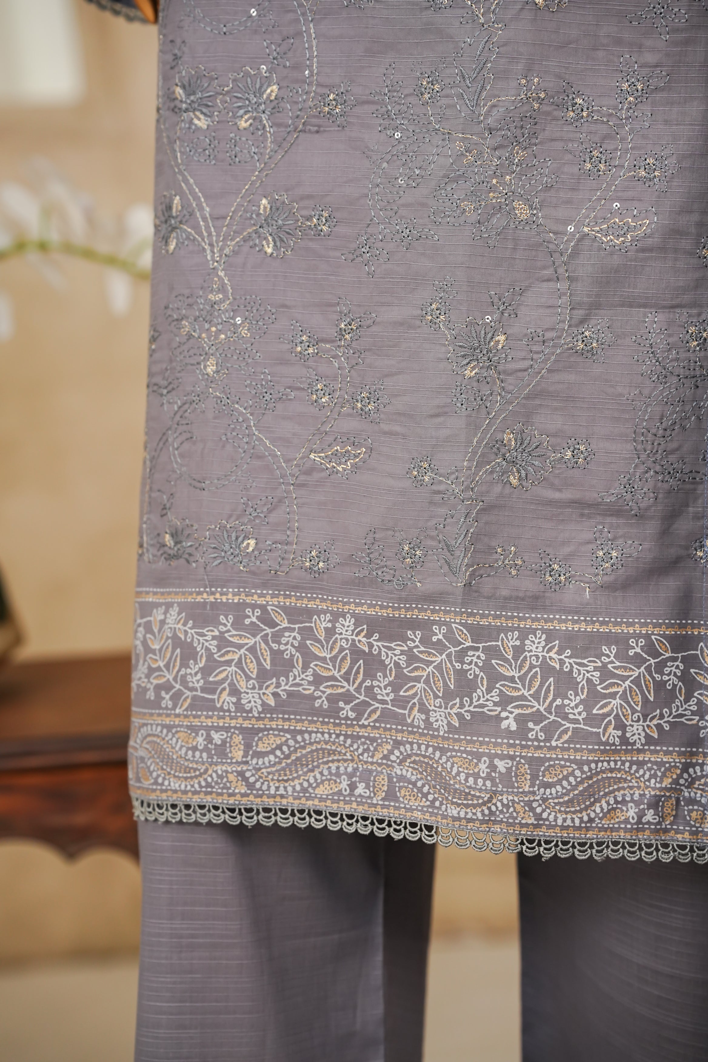 SHAH MEENA Table printed Embroidered Collection Vol 1,25 S-01