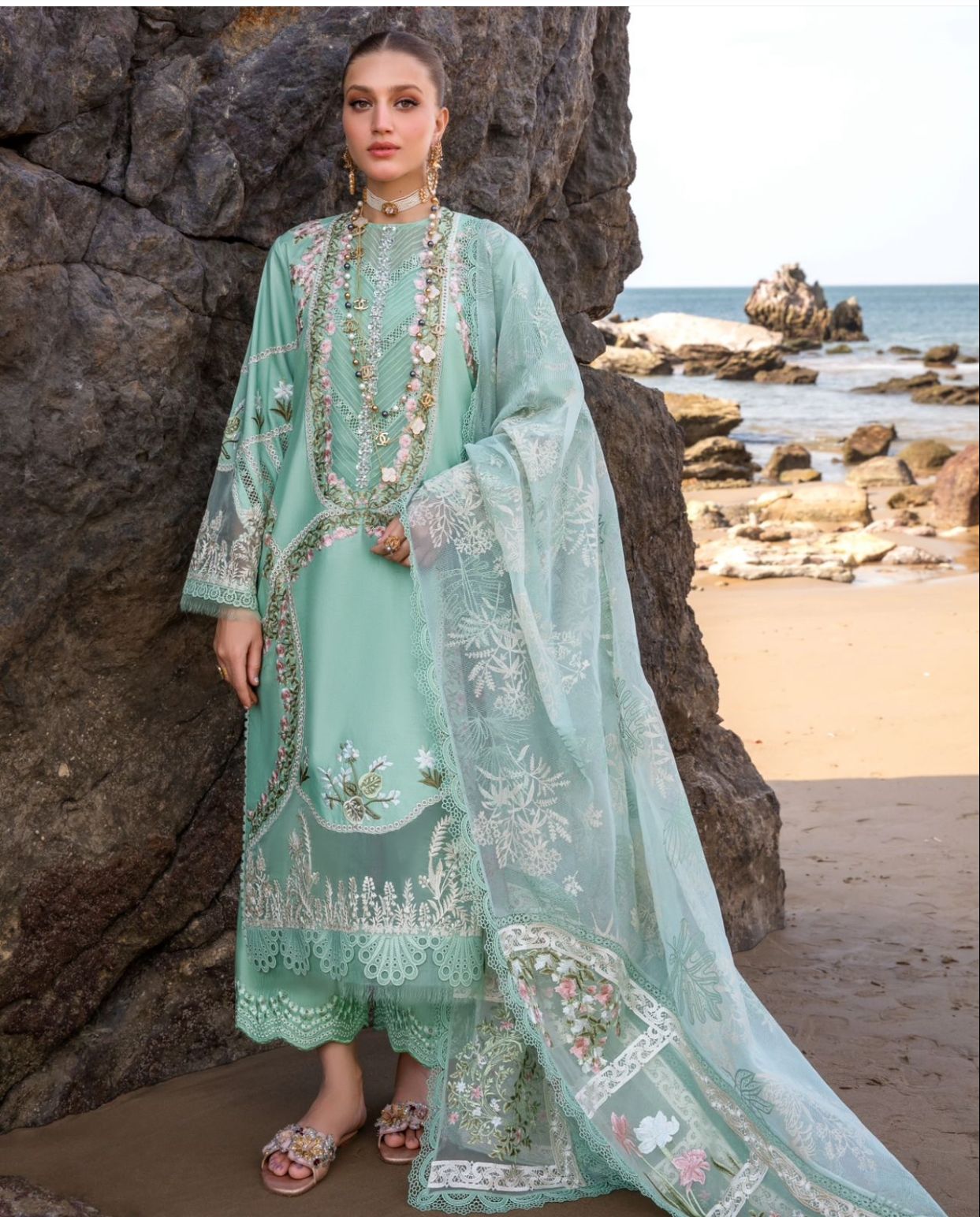 Crimson Exclusive Cotton Lawn Unstitch 3pc-Green