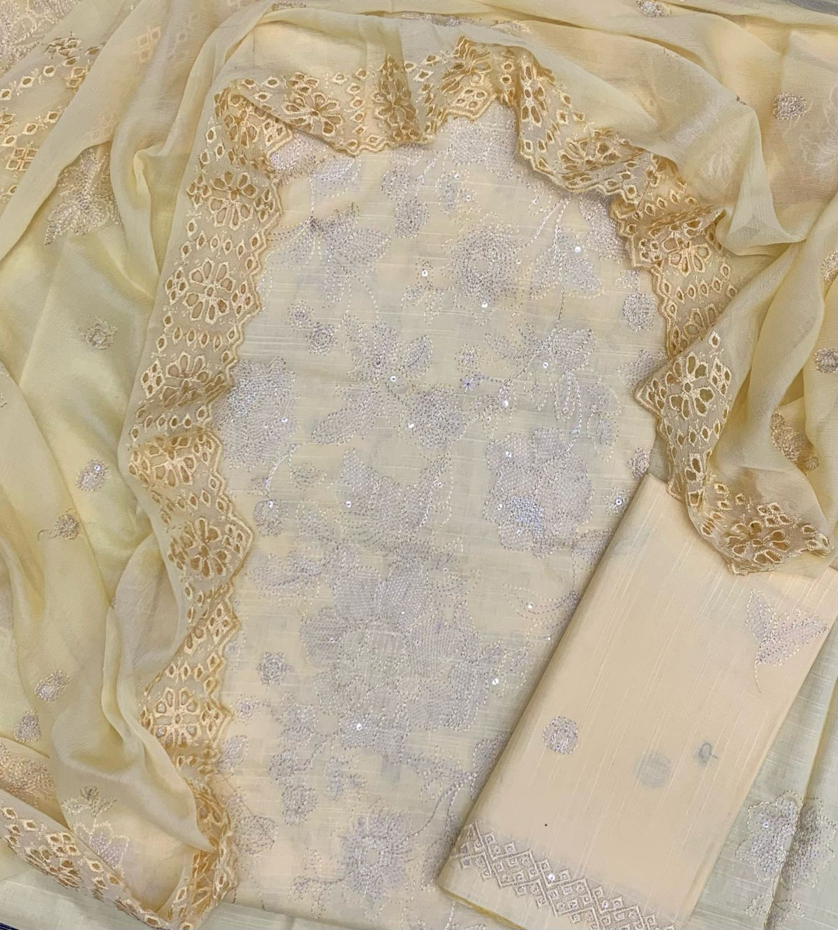 Bareeze Summer Collection Vol 1 '25 D-03