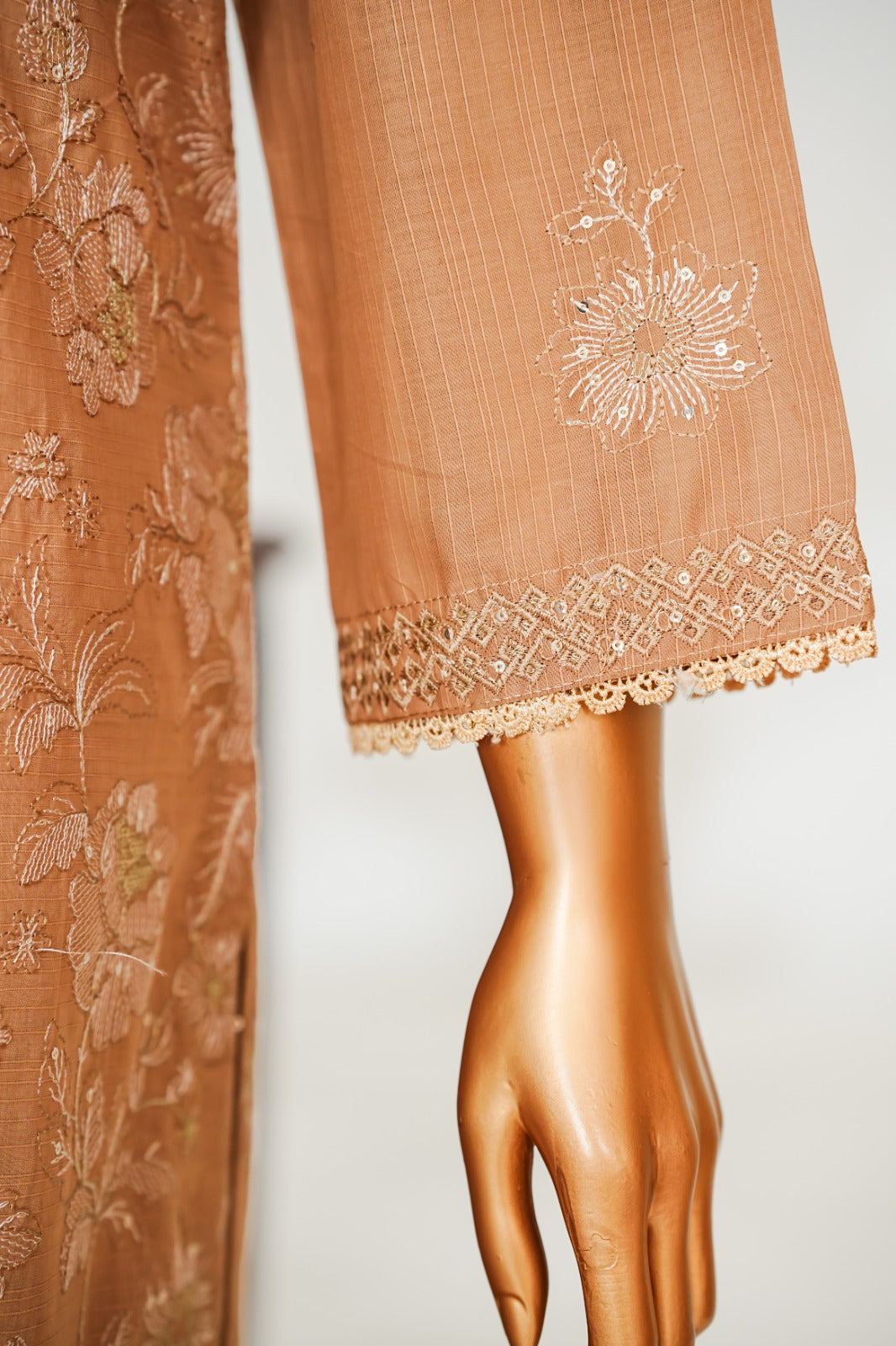 Bareeze Doria Cotton Embroidered collection