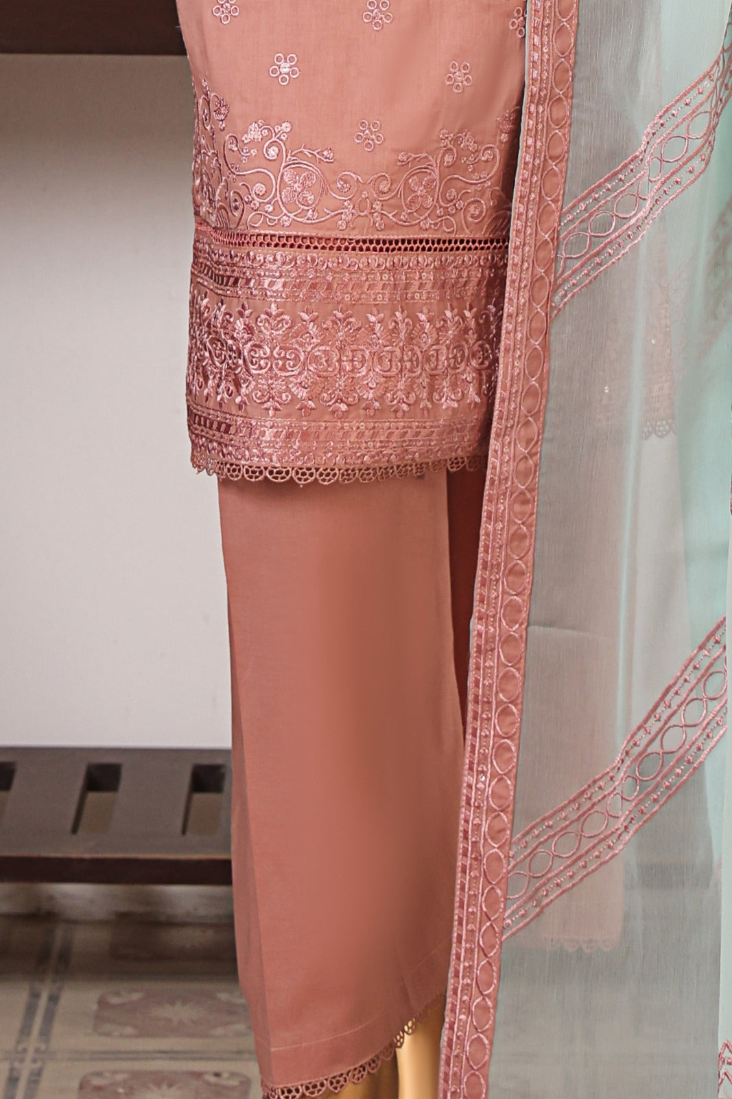 Arsh Embroidered Lawn Collection